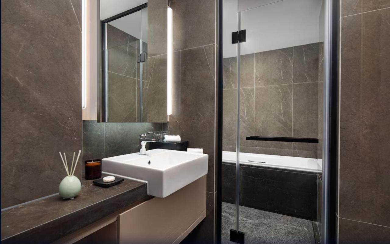 Rezen Hotel Zhuhai Hengqin Border And Exhibition Center Branch Esterno foto